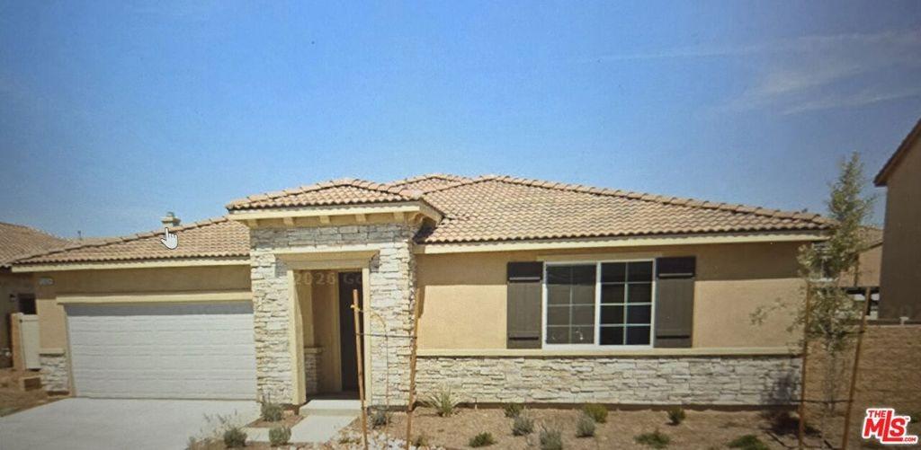 Carlsbad St, Hesperia, CA 92344