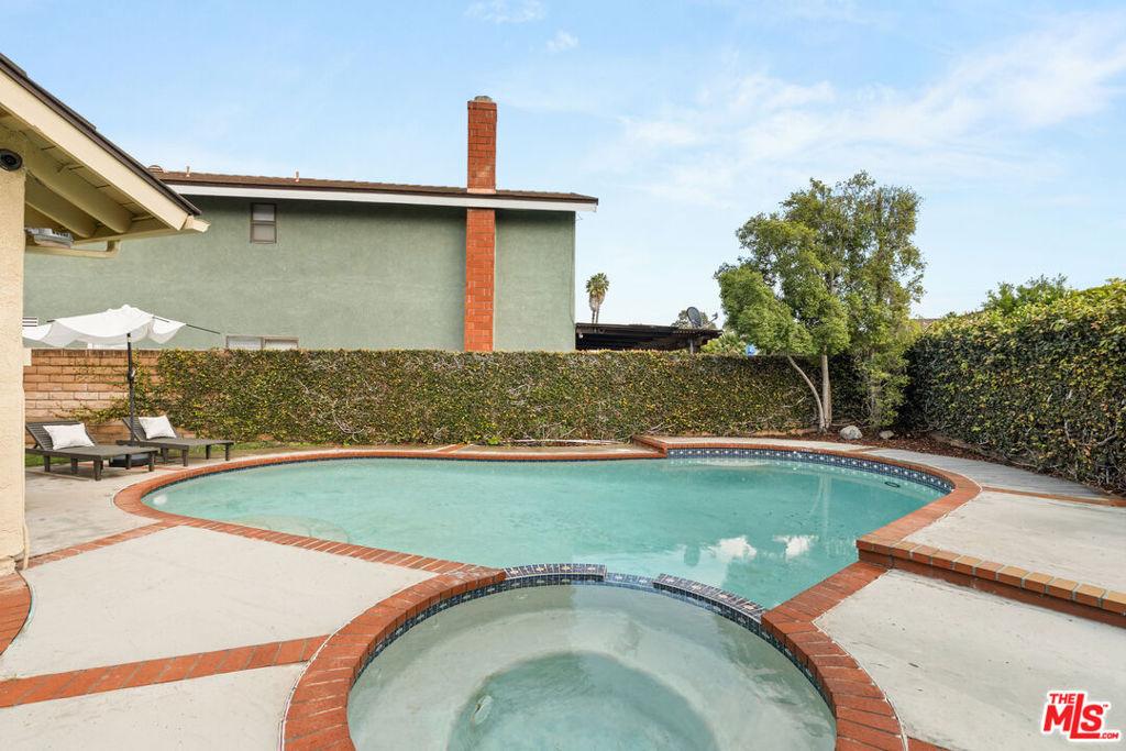 S Copperwood Ave, Inglewood, CA 90302