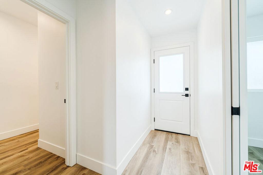 Shadeway Rd, Lakewood, CA 90713