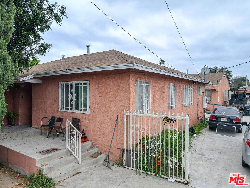 E 109th St, Los Angeles, CA 90059