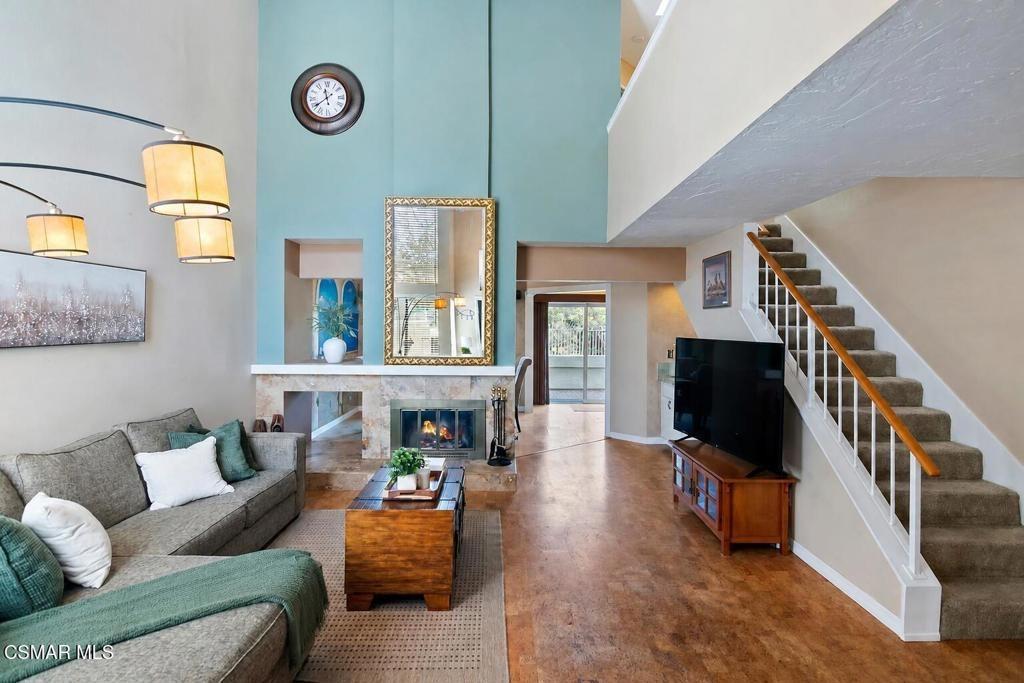 Calle Lozano, Camarillo, CA 93012