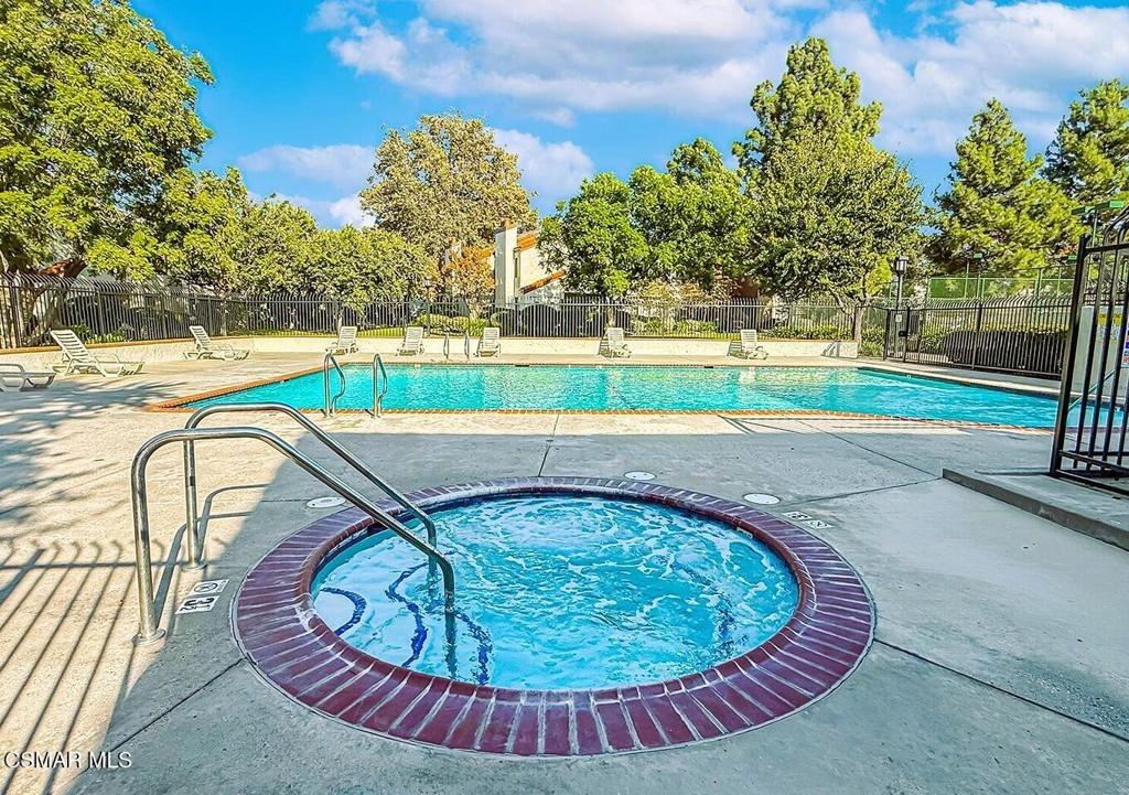 Sinaloa Rd, Simi Valley, CA 93065
