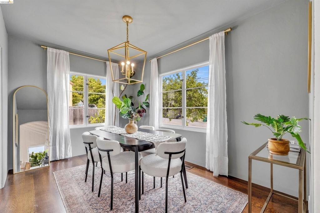 Reinhardt Dr, Oakland, CA 94619