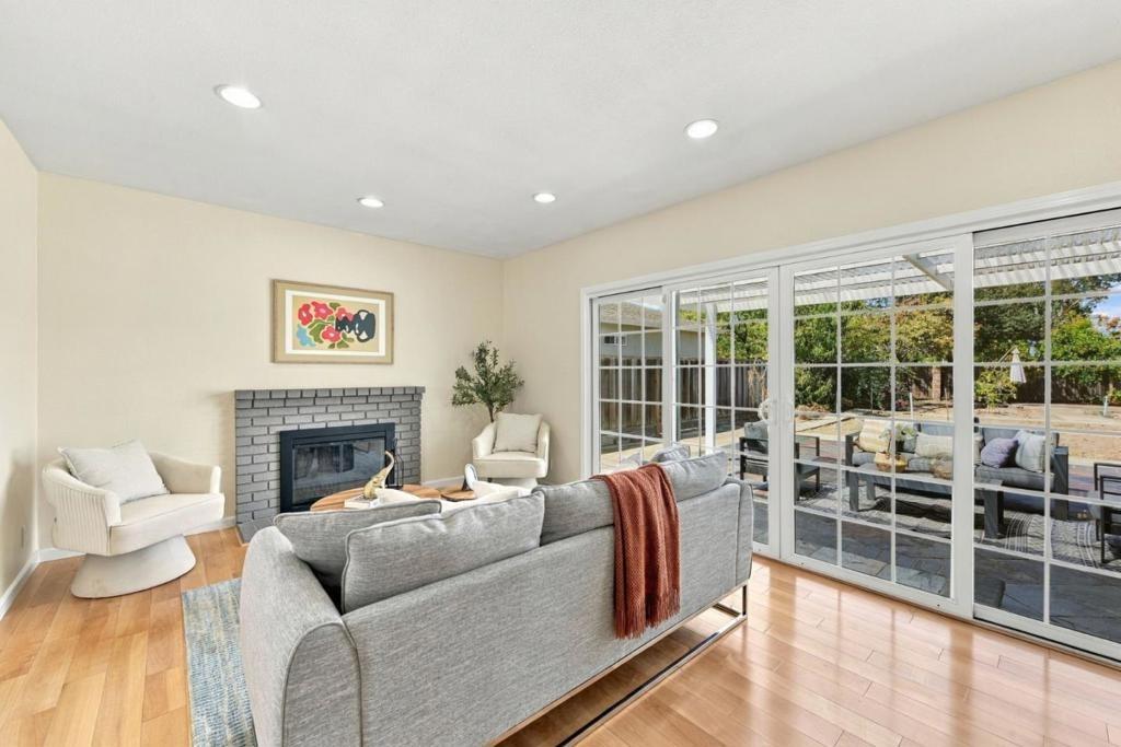 Birchwood Ct, Union City, CA 94587