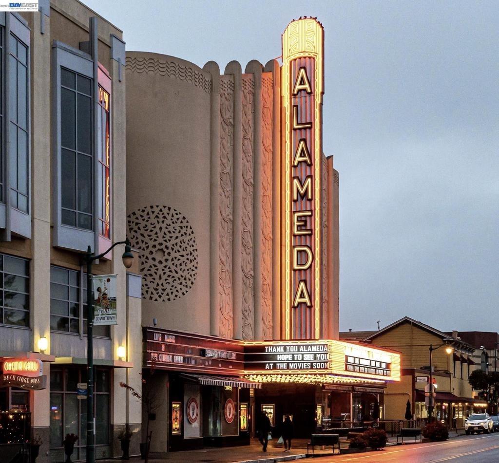 Shorepoint Ct, Alameda, CA 94501