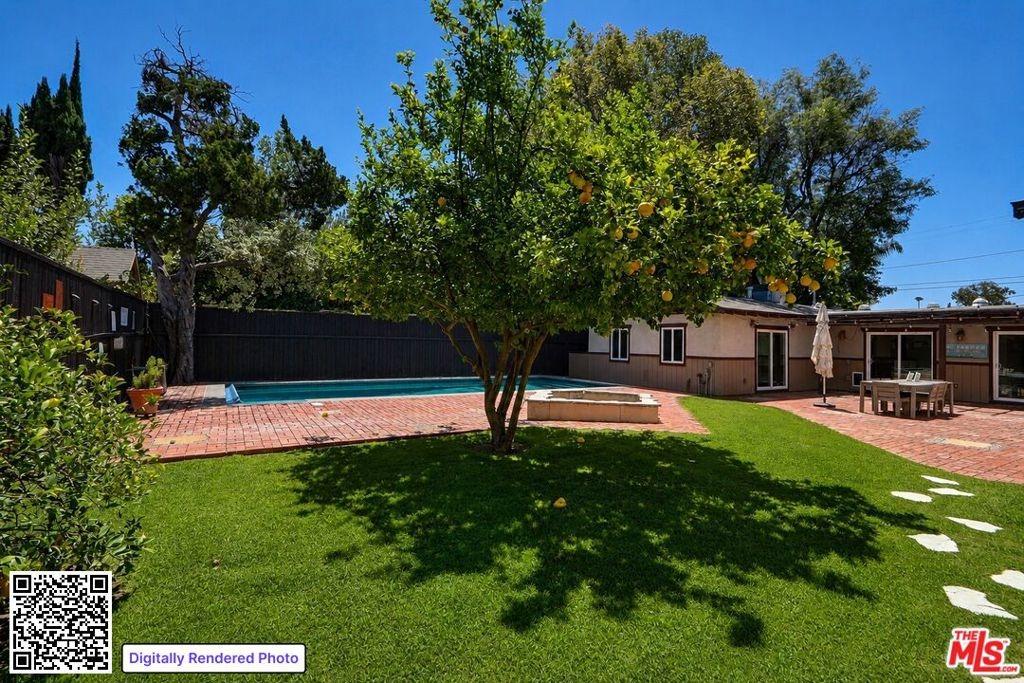 Bassett St, Van Nuys, CA 91405