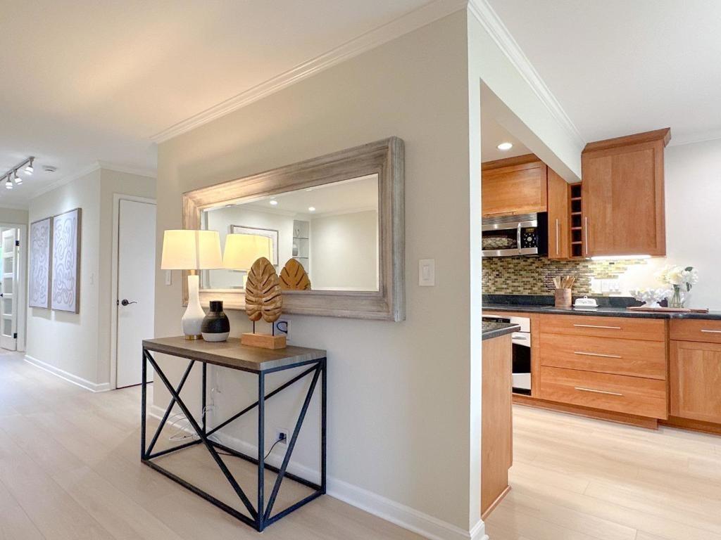 Burgess Dr, Menlo Park, CA 94025