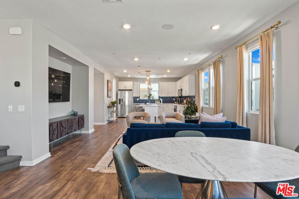 Sienna Way, Inglewood, CA 90301