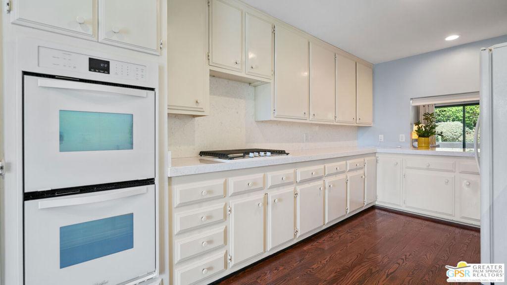 N Avenida Caballeros, Palm Springs, CA 92262