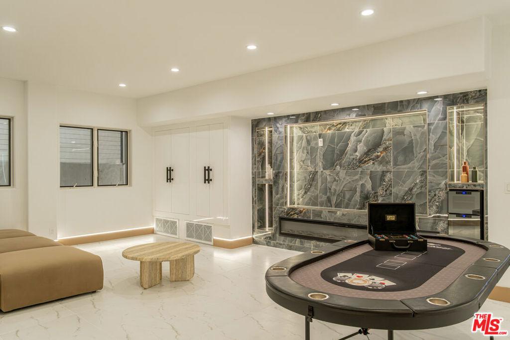Napoleon St, Playa Del Rey, CA 90293