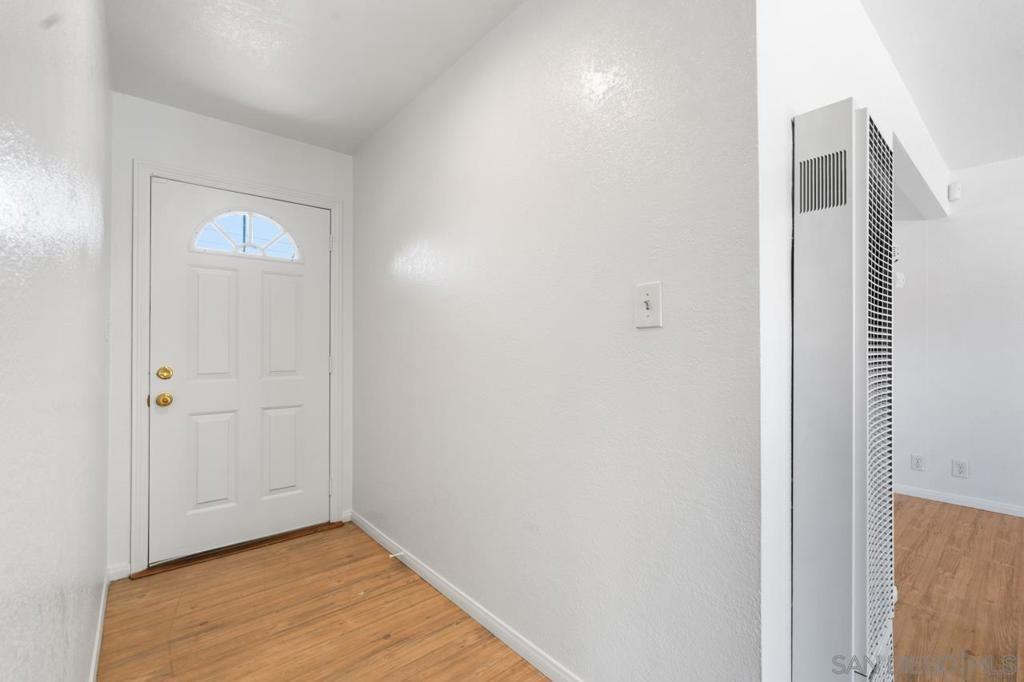 Chinook Ct, San Diego, CA 92117