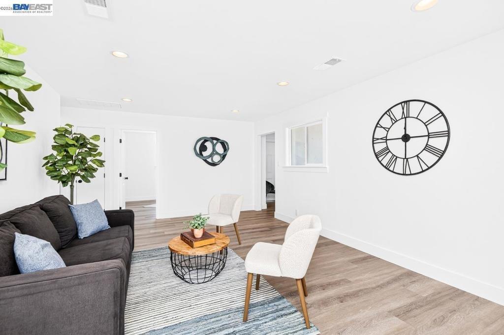 Amaral Cir, Pleasanton, CA 94566