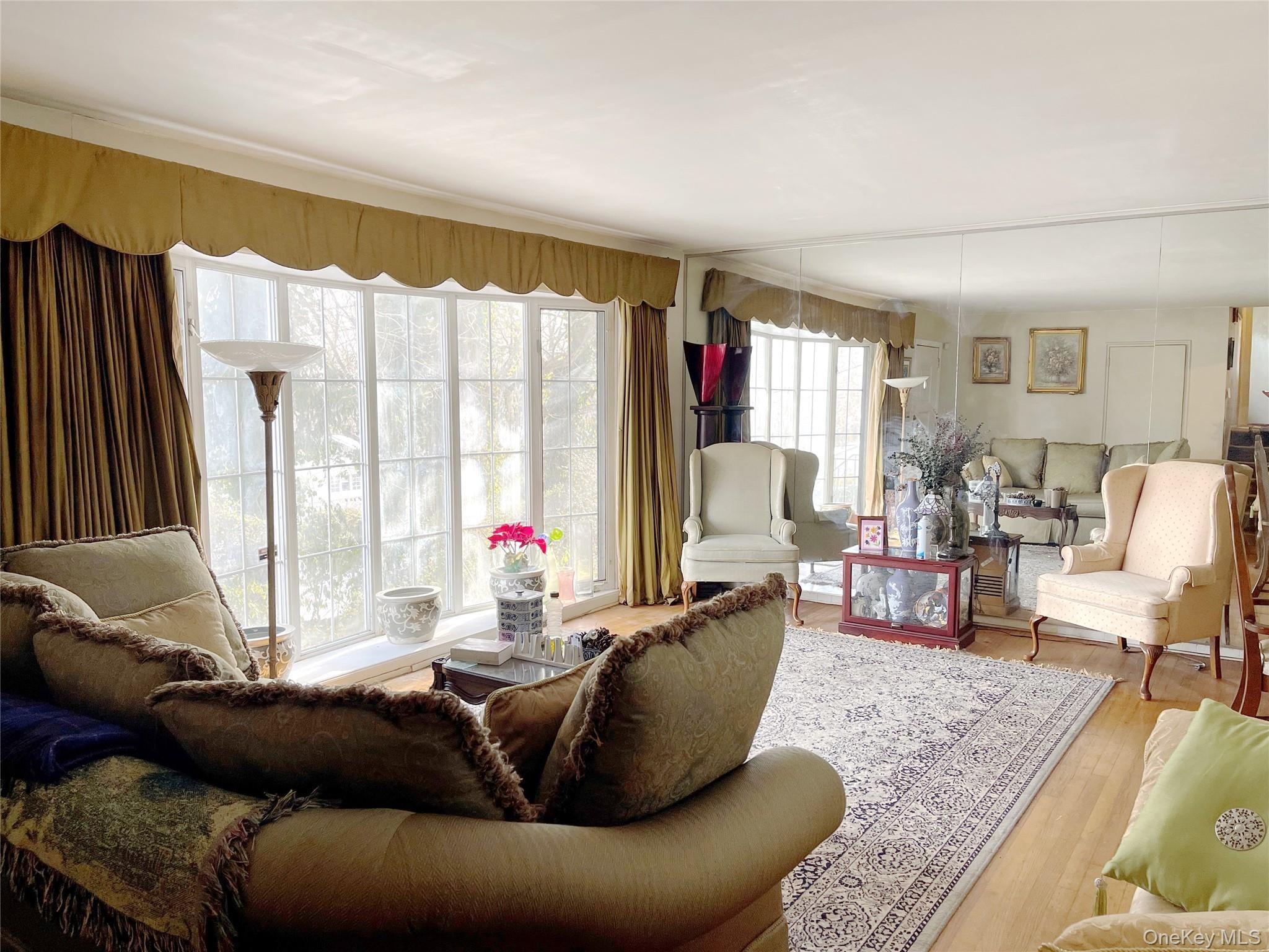 Lincoln Pl, White Plains, NY 10603