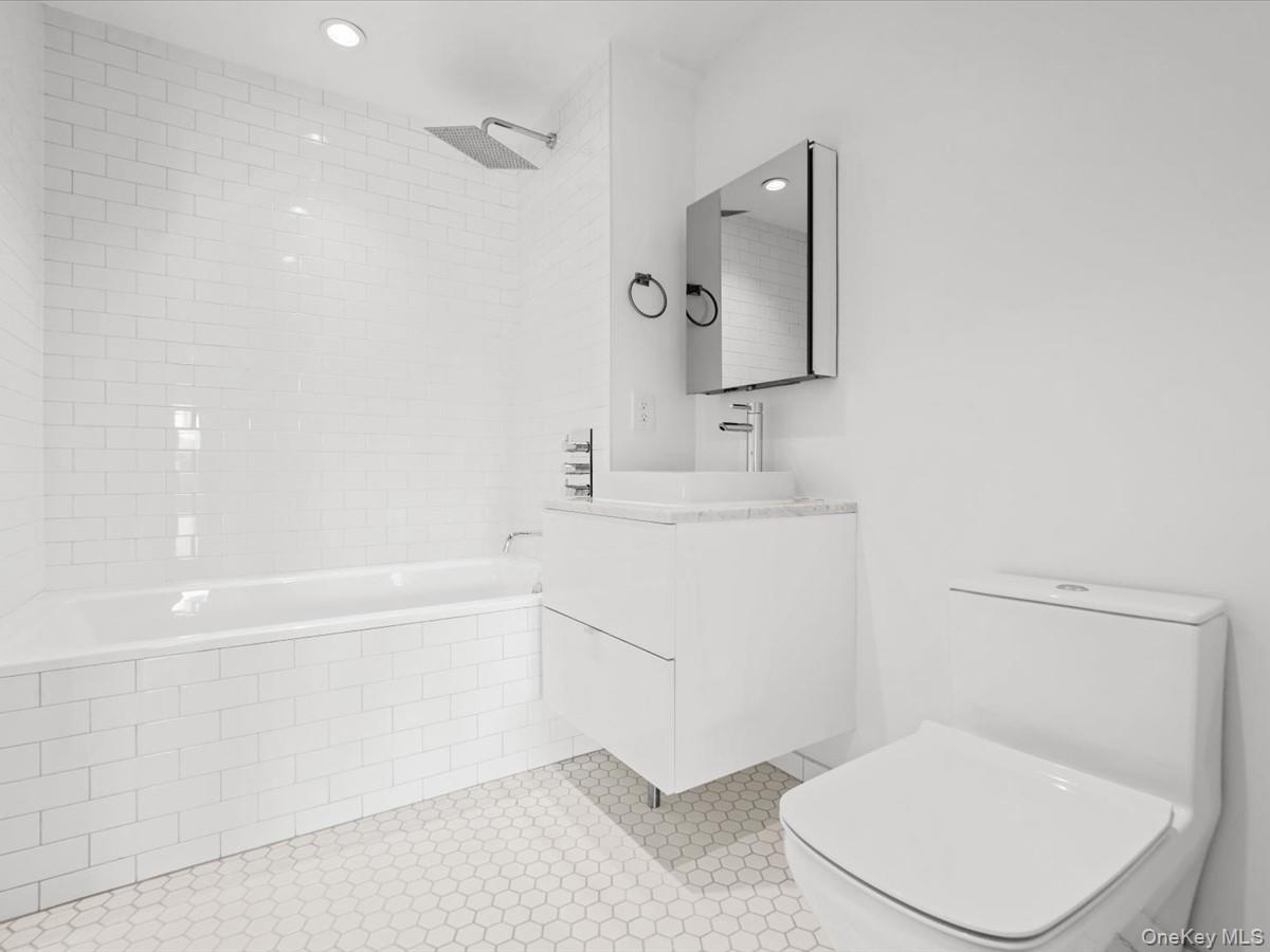 New York Ave, Brooklyn, NY 11203