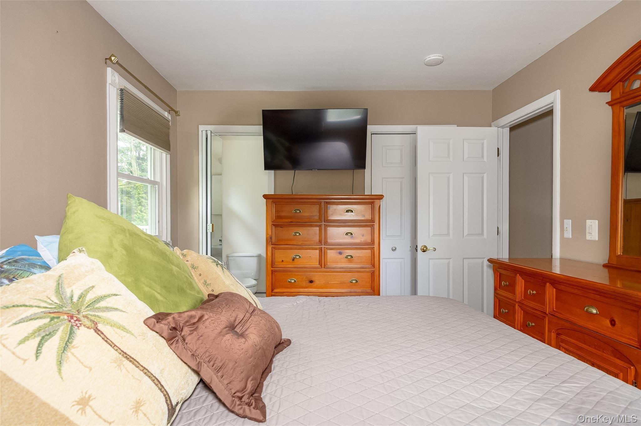 Ardmore Dr, Wappingers Falls, NY 12590