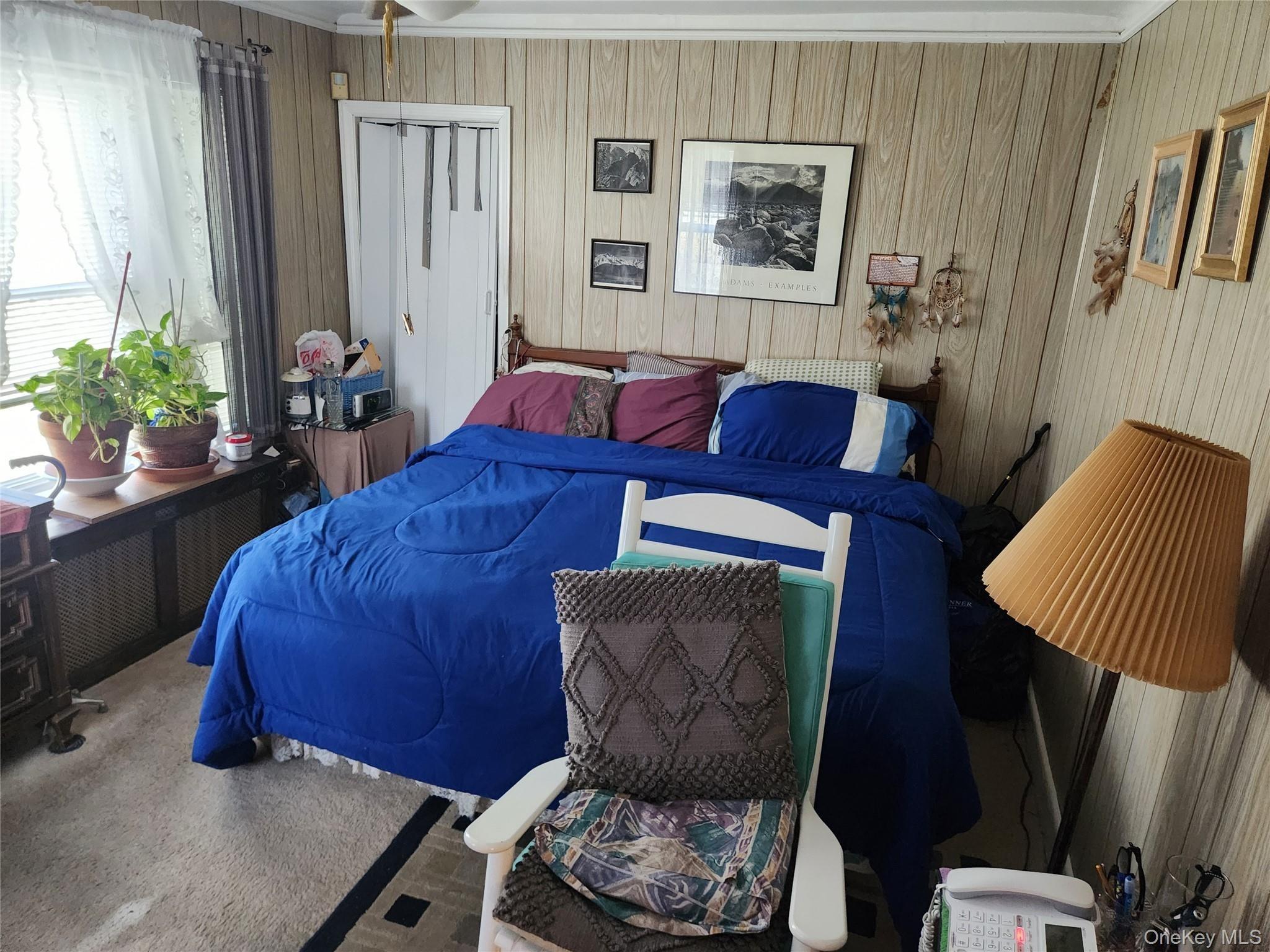 Oakland St, Hempstead, NY 11550