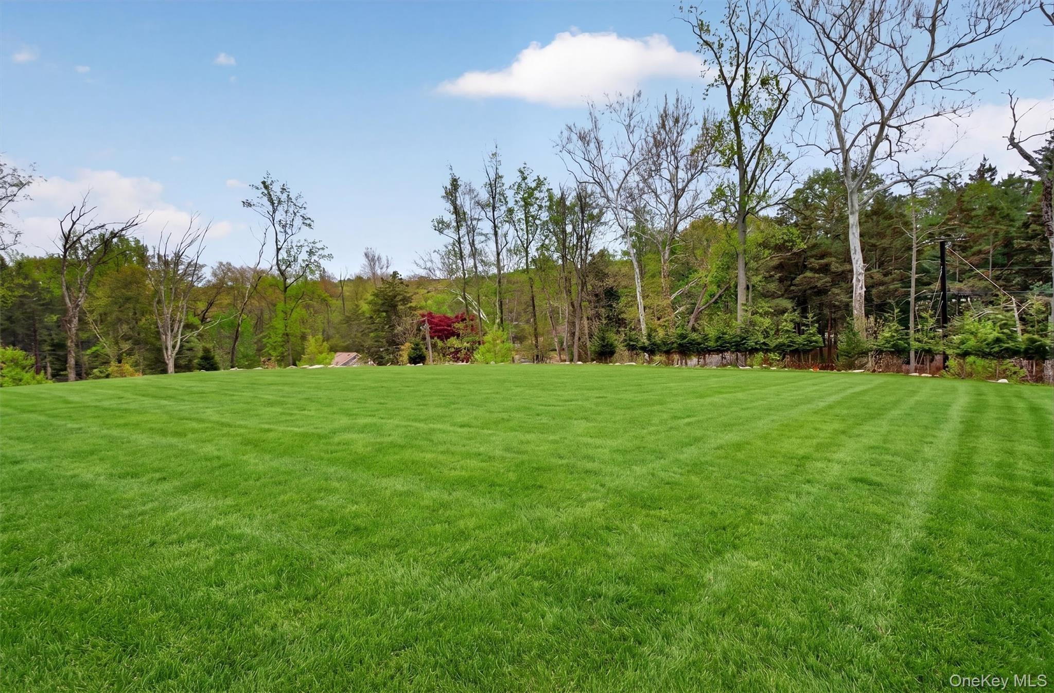 S Mountain Rd, New City, NY 10956