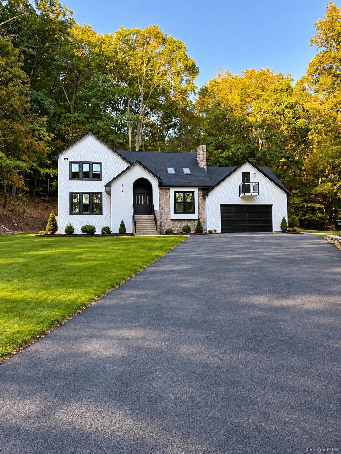 Hidden Valley Rd, Port Jervis, NY 12771