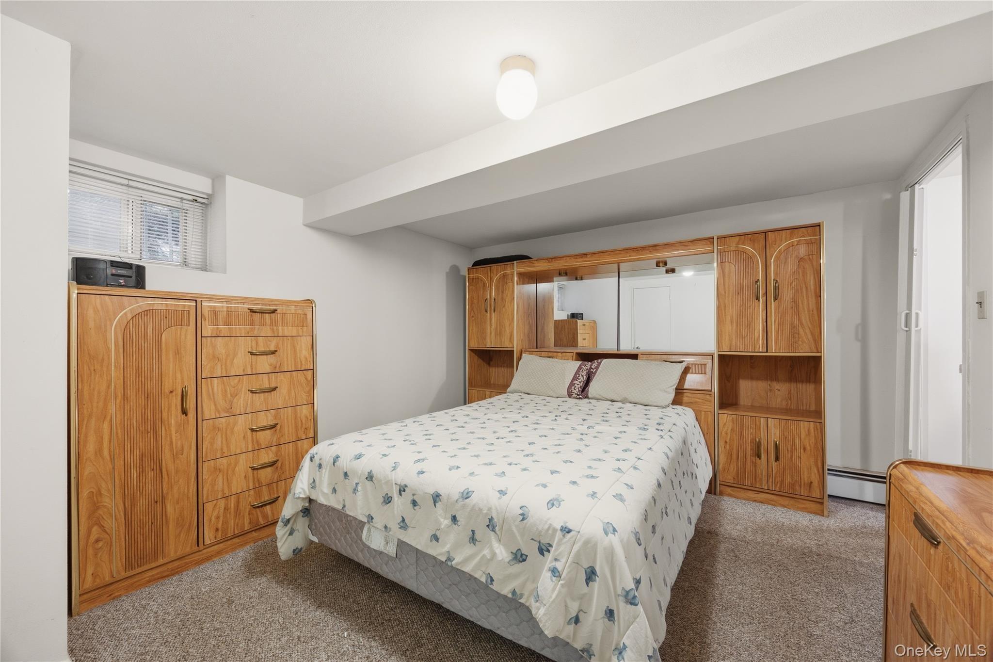 Lurting Ave, Bronx, NY 10461
