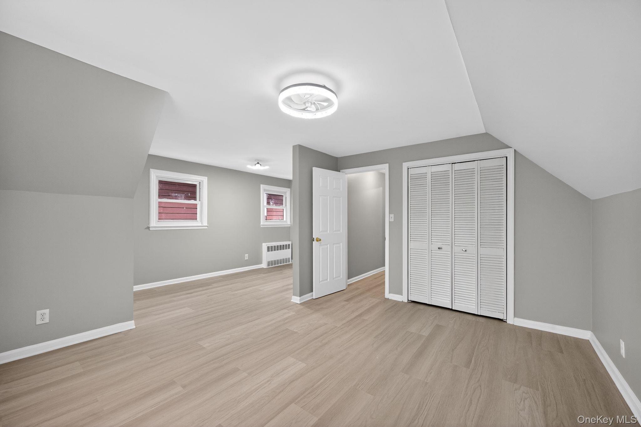 208th St, Queens Village, NY 11429