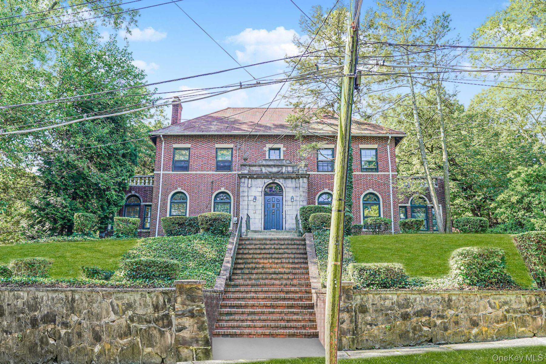 Silver Lake Rd, Staten Island, NY 10301