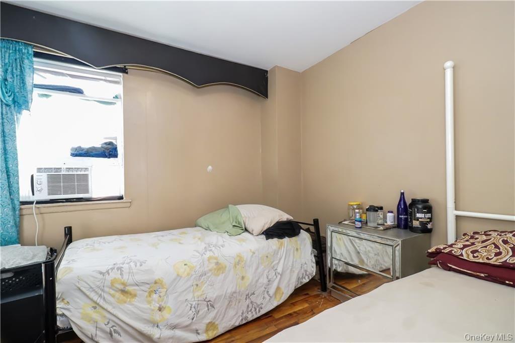 E 85th St, Brooklyn, NY 11236