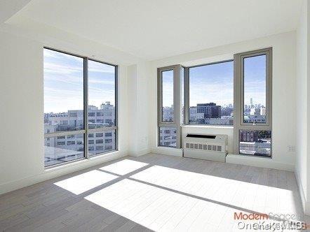 Purves St, Long Island City, NY 11101