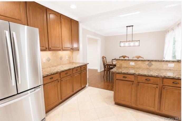 George Ct, Miller Place, NY 11764