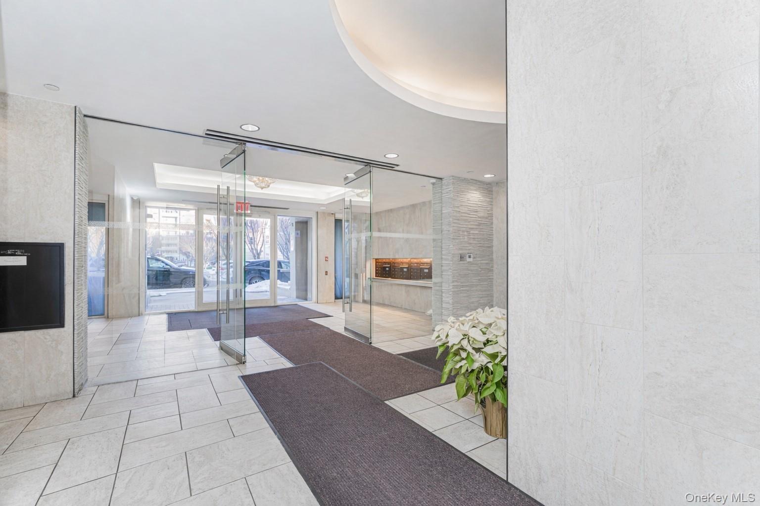 Oceana Dr W, Brooklyn, NY 11235