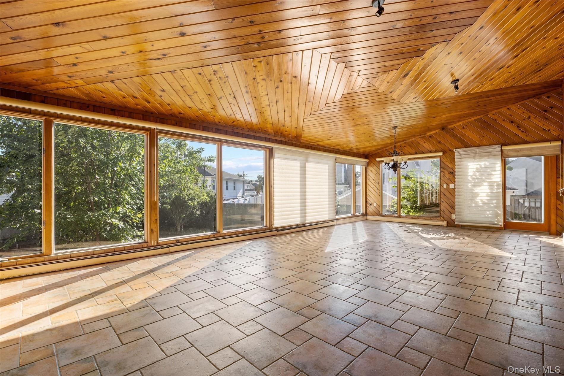 Perkins Ave, Oceanside, NY 11572