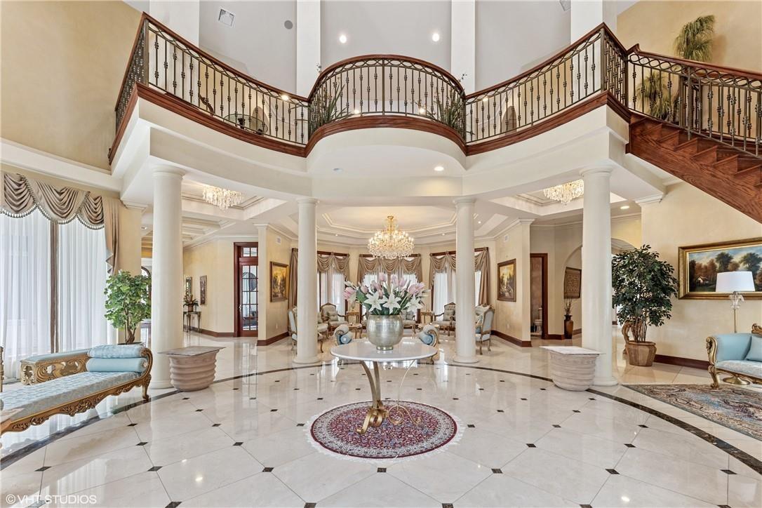 Haverstraw Rd, Suffern, NY 10901