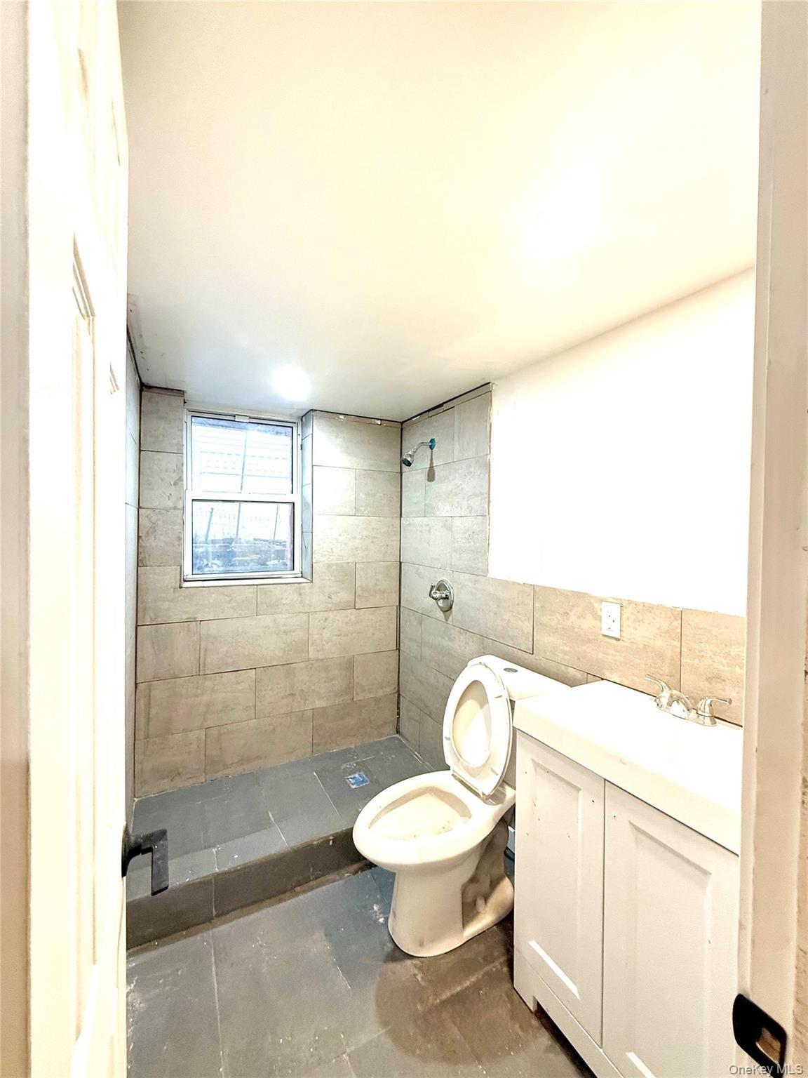 E 89th St, Brooklyn, NY 11236
