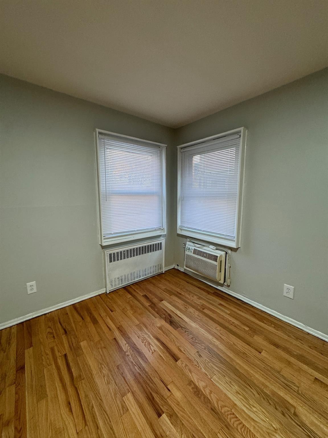 Lafayette St, Ozone Park, NY 11417