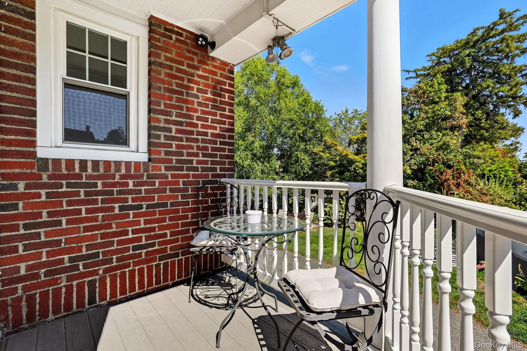 N Broadway, White Plains, NY 10603