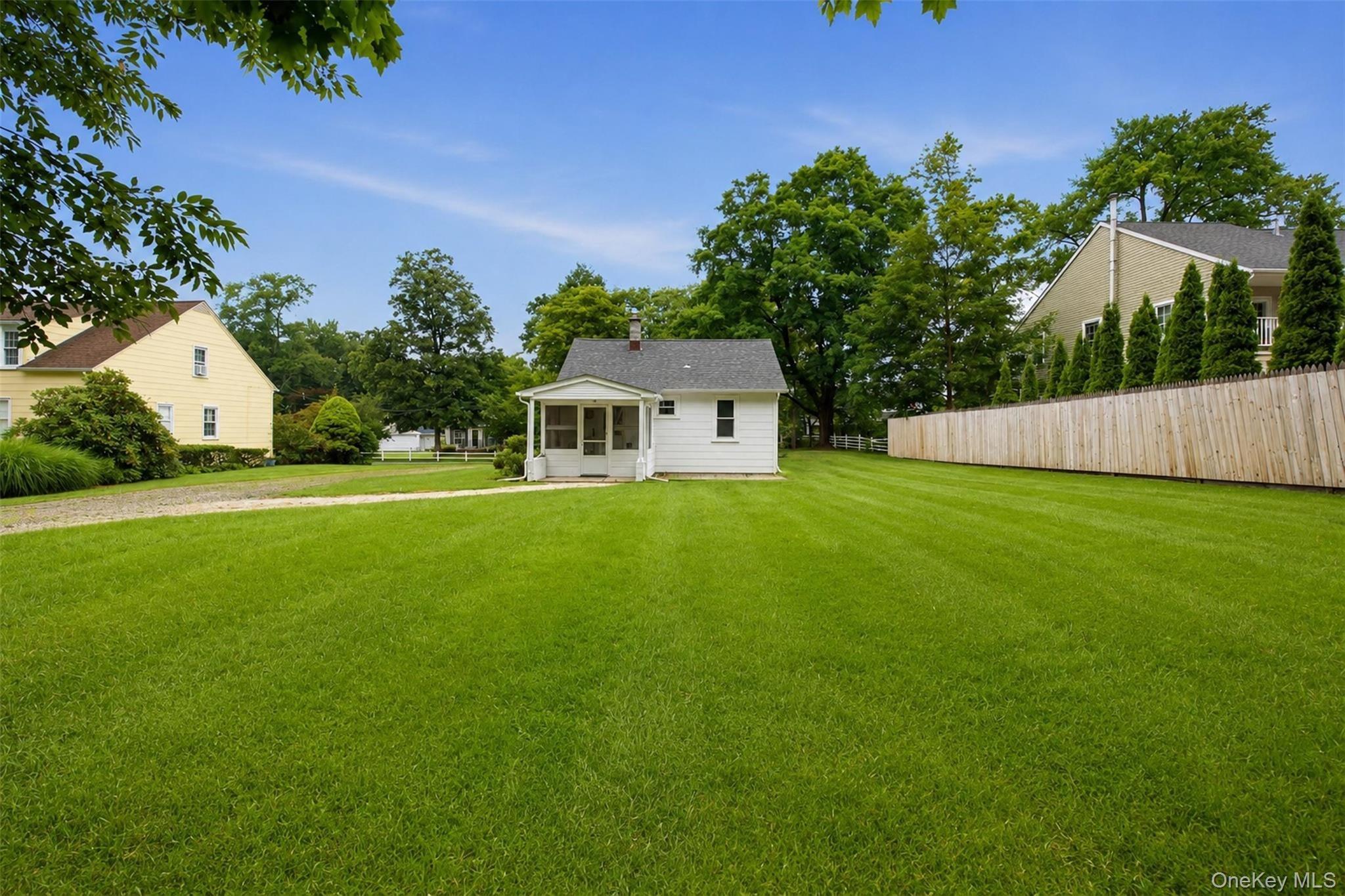 Round Lake Ave, Monroe, NY 10950