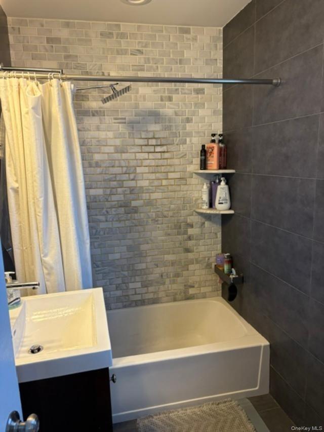 Tennessee Ave, Long Beach, NY 11561