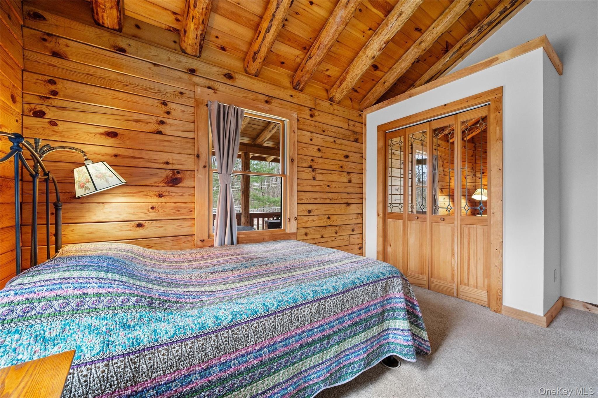 Peenpack Trl, Sparrow Bush, NY 12780