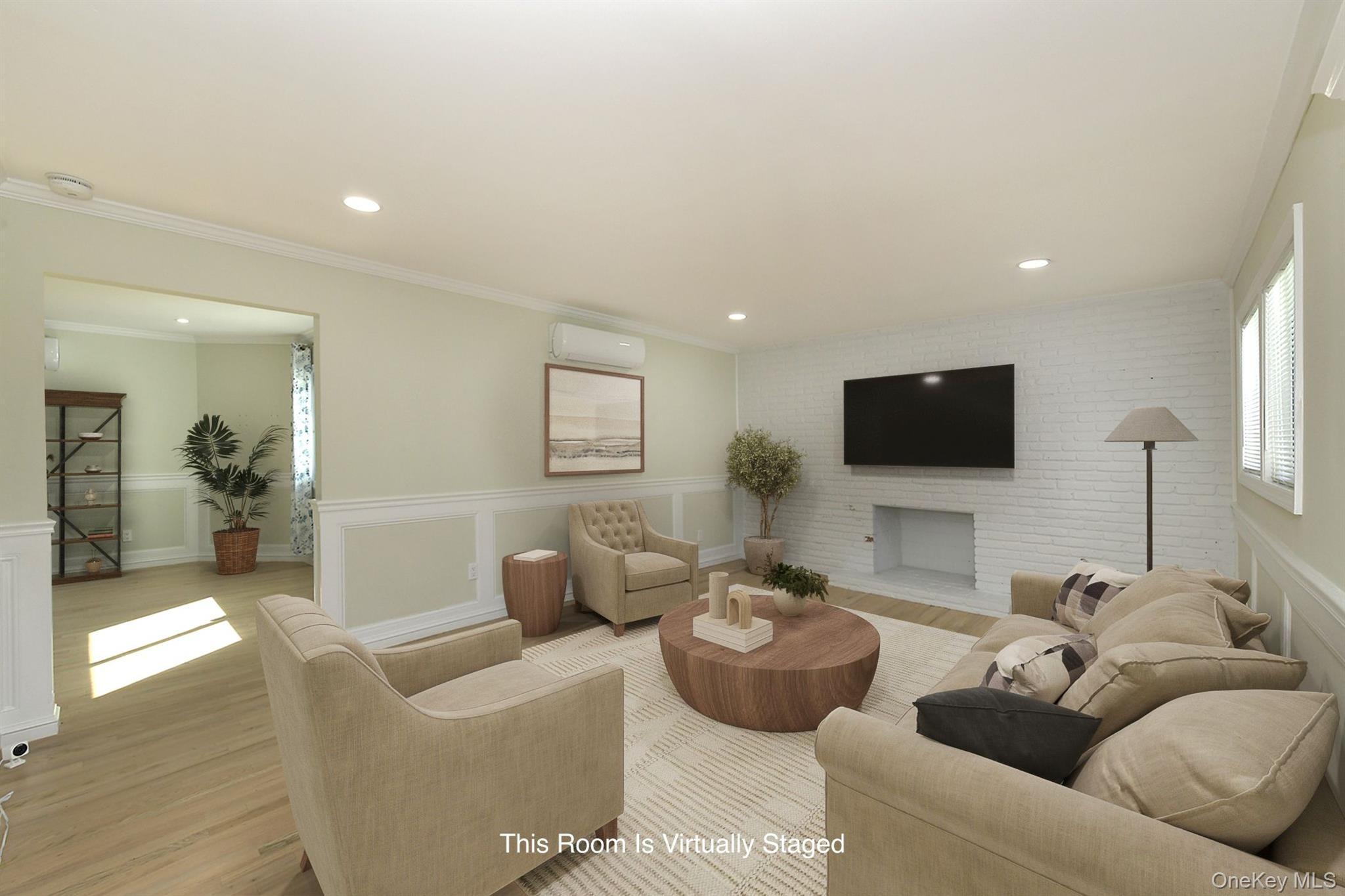 New Jersey St, Dix Hills, NY 11746
