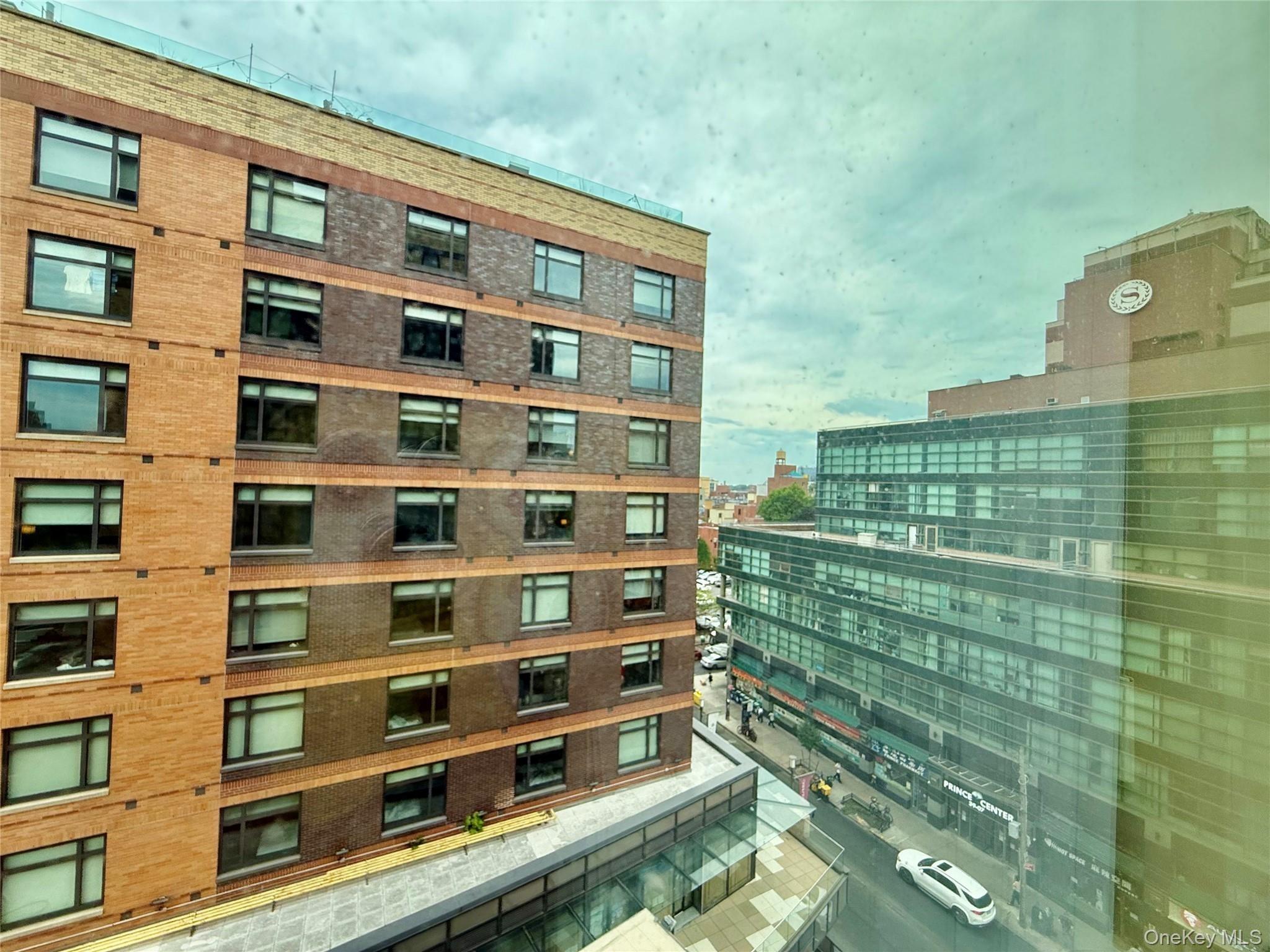 Prince St, Flushing, NY 11354