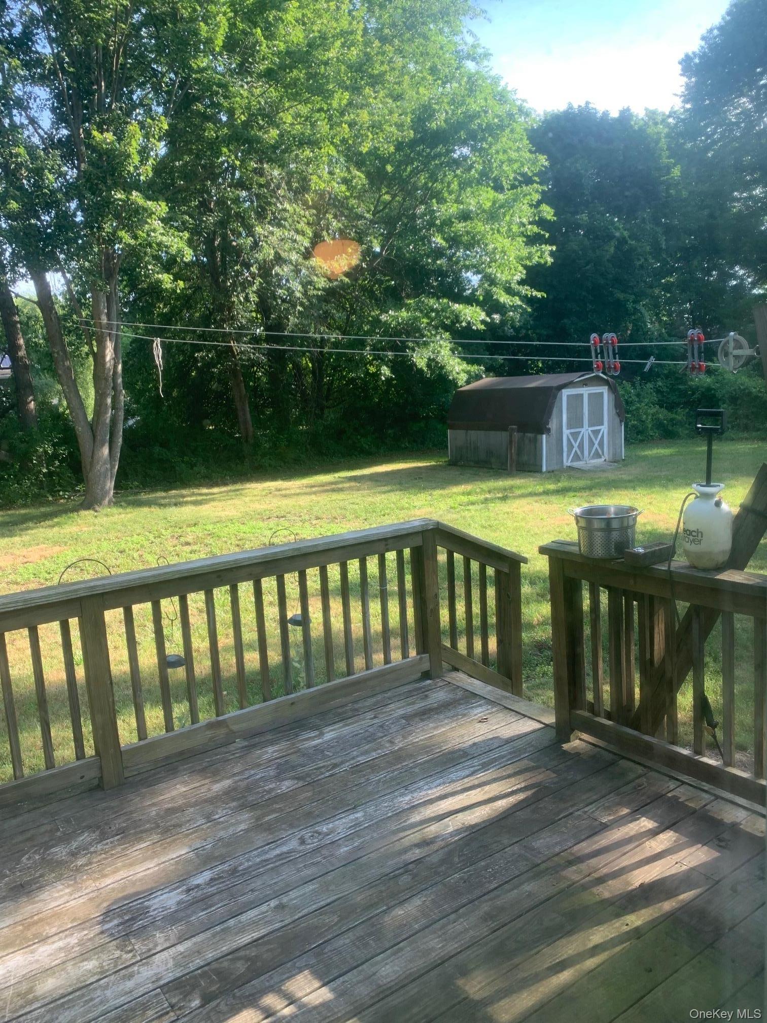Cambridge Dr, Red Hook, NY 12571