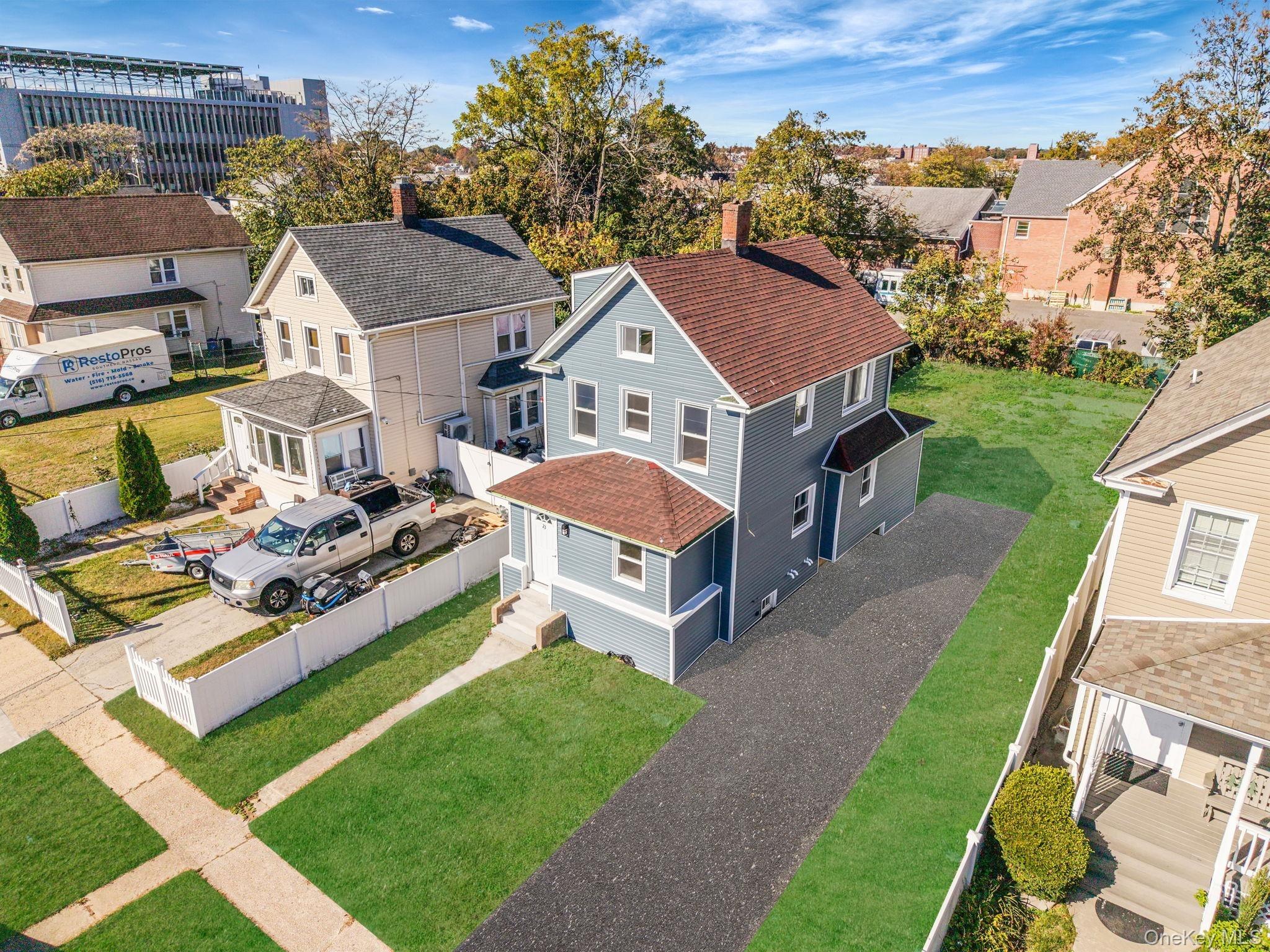 Maple Ave, Hempstead, NY 11550