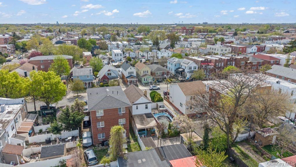 E 96th St, Brooklyn, NY 11236