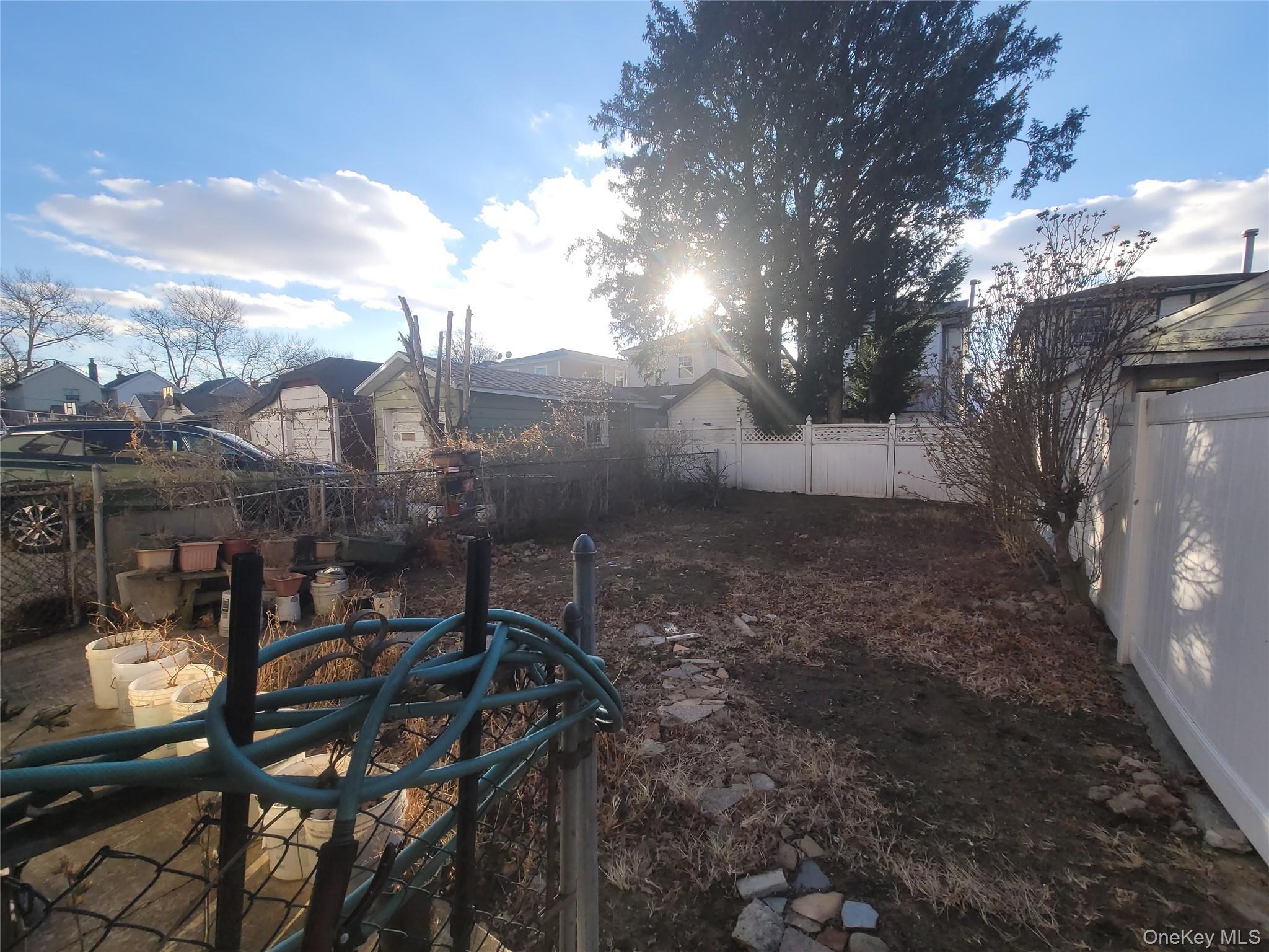 125th St, South Ozone Park, NY 11420