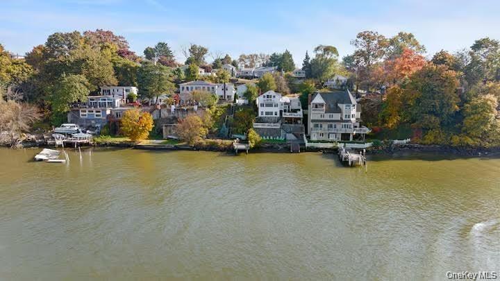 Wayne Ave, Verplanck, NY 10596