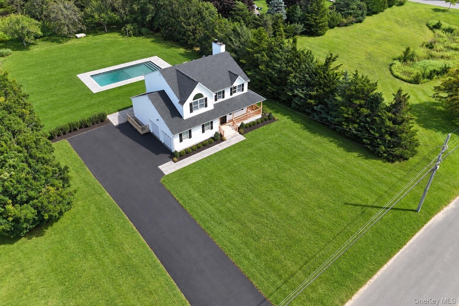 Aldrich Ln, Mattituck, NY 11952