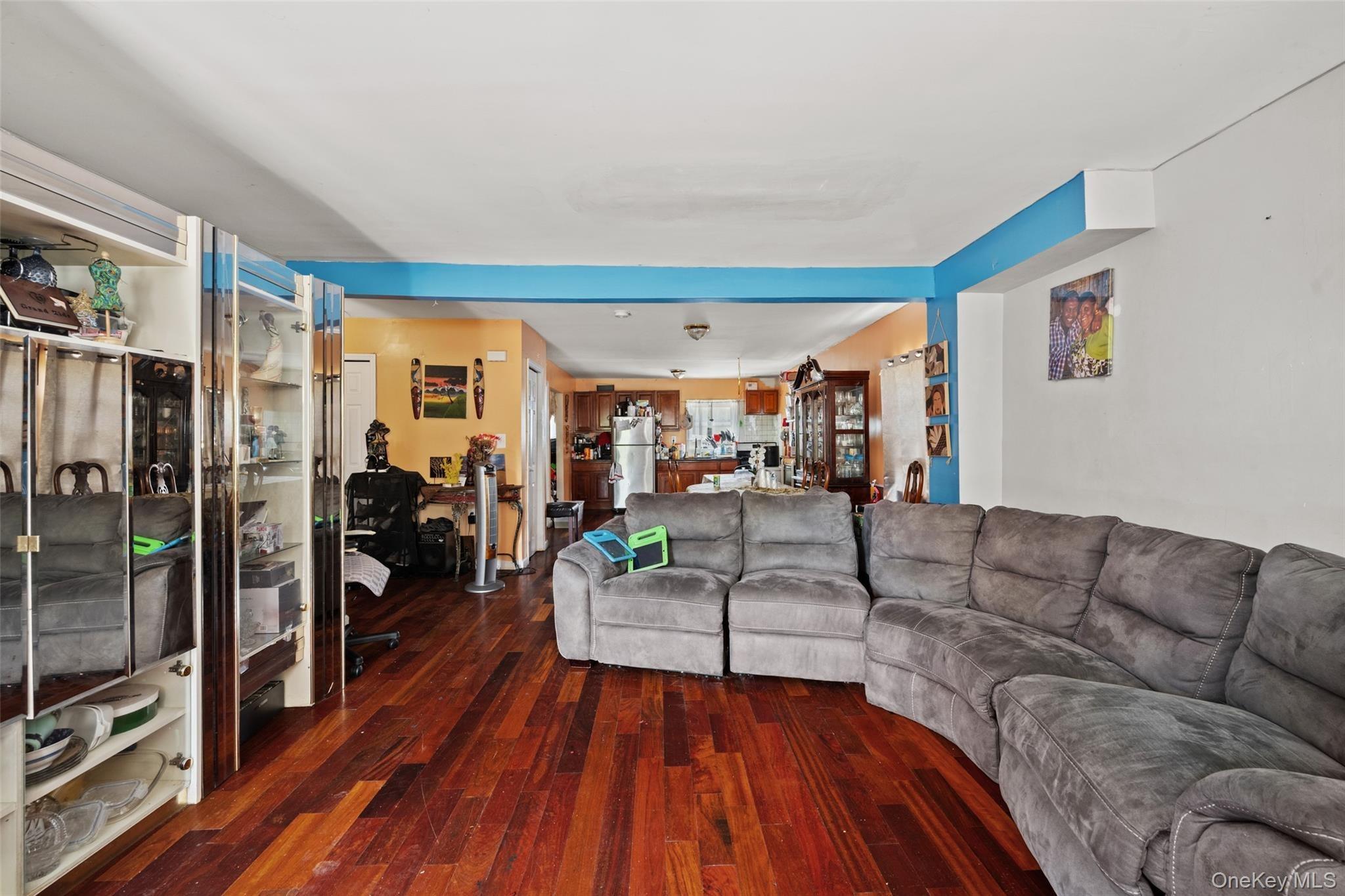 E 224th St, Bronx, NY 10466