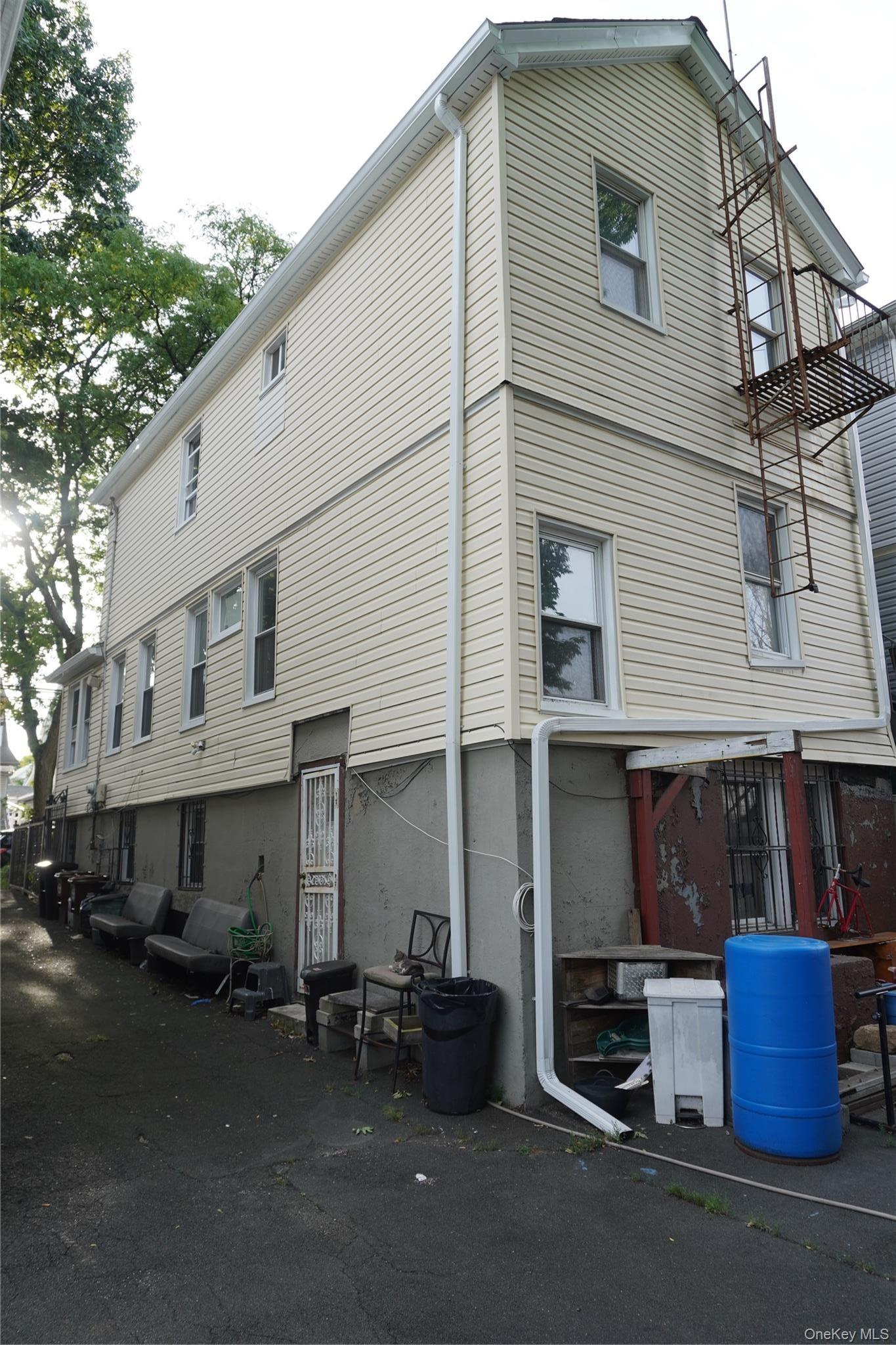 Grace Ave, Bronx, NY 10466