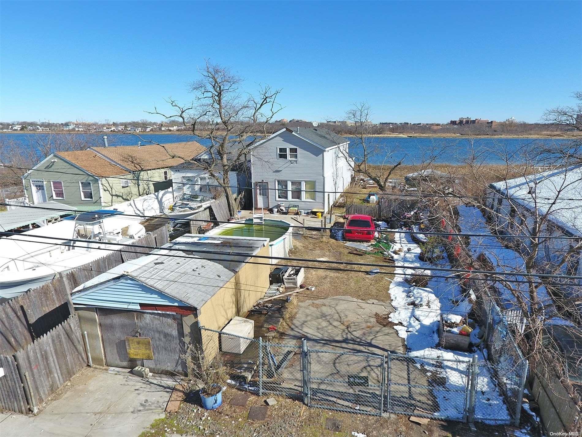 Beach 43rd St, Far Rockaway, NY 11691