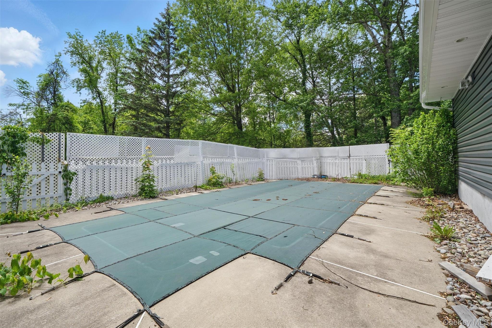Clinton Ct, Monroe, NY 10950