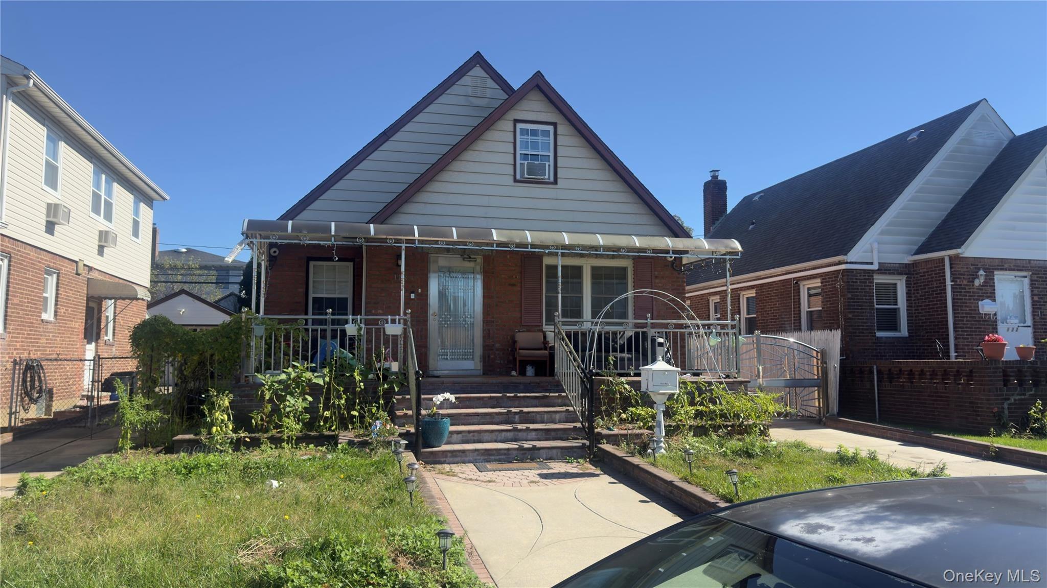 Sussex Rd, Elmont, NY 11003